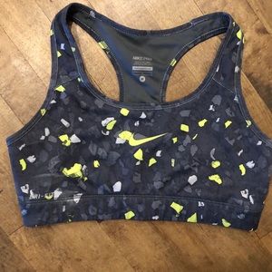 Nike Pro Sports Bra